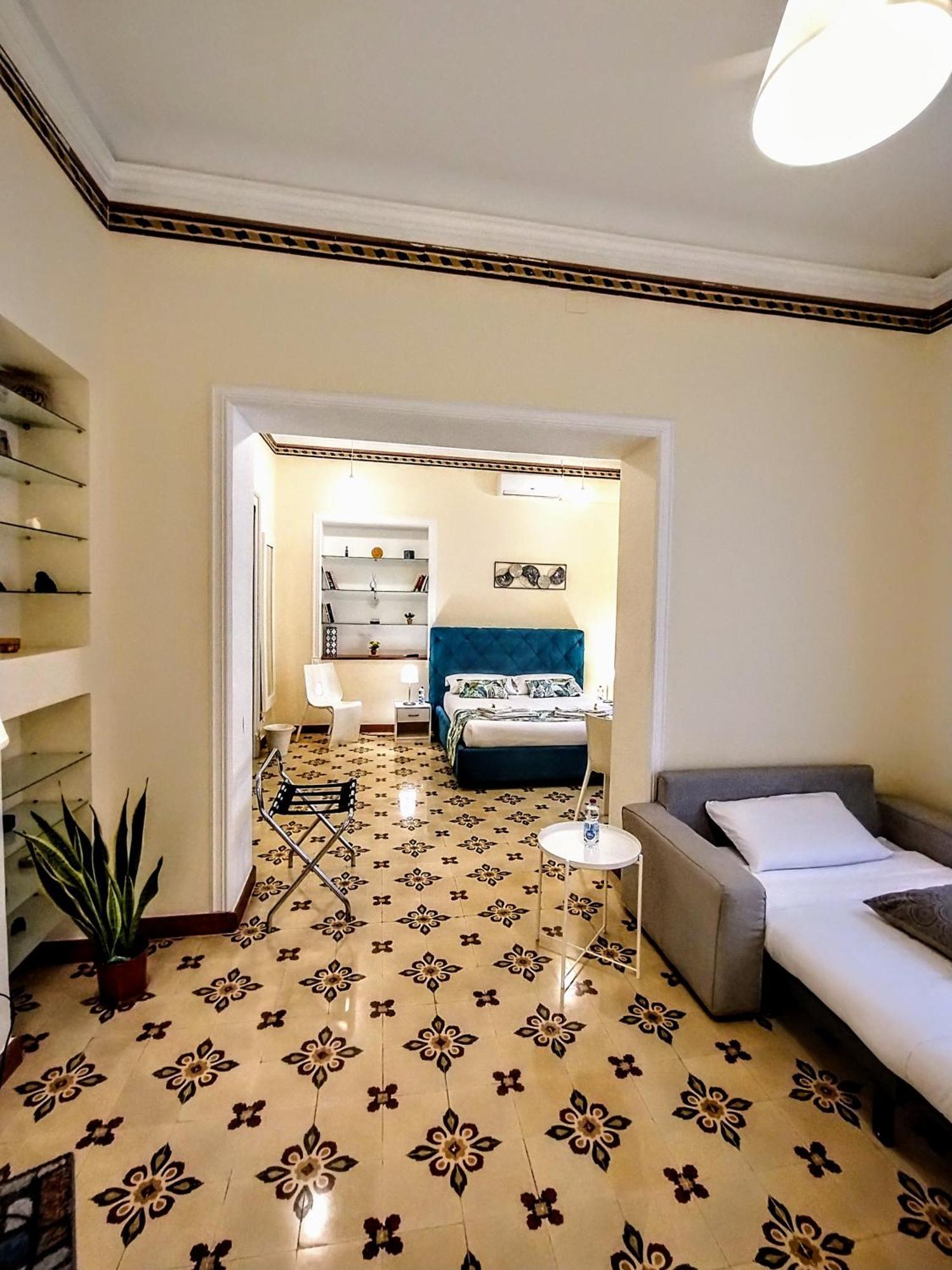 Suleima B&B Messina Centro Zewnętrze zdjęcie