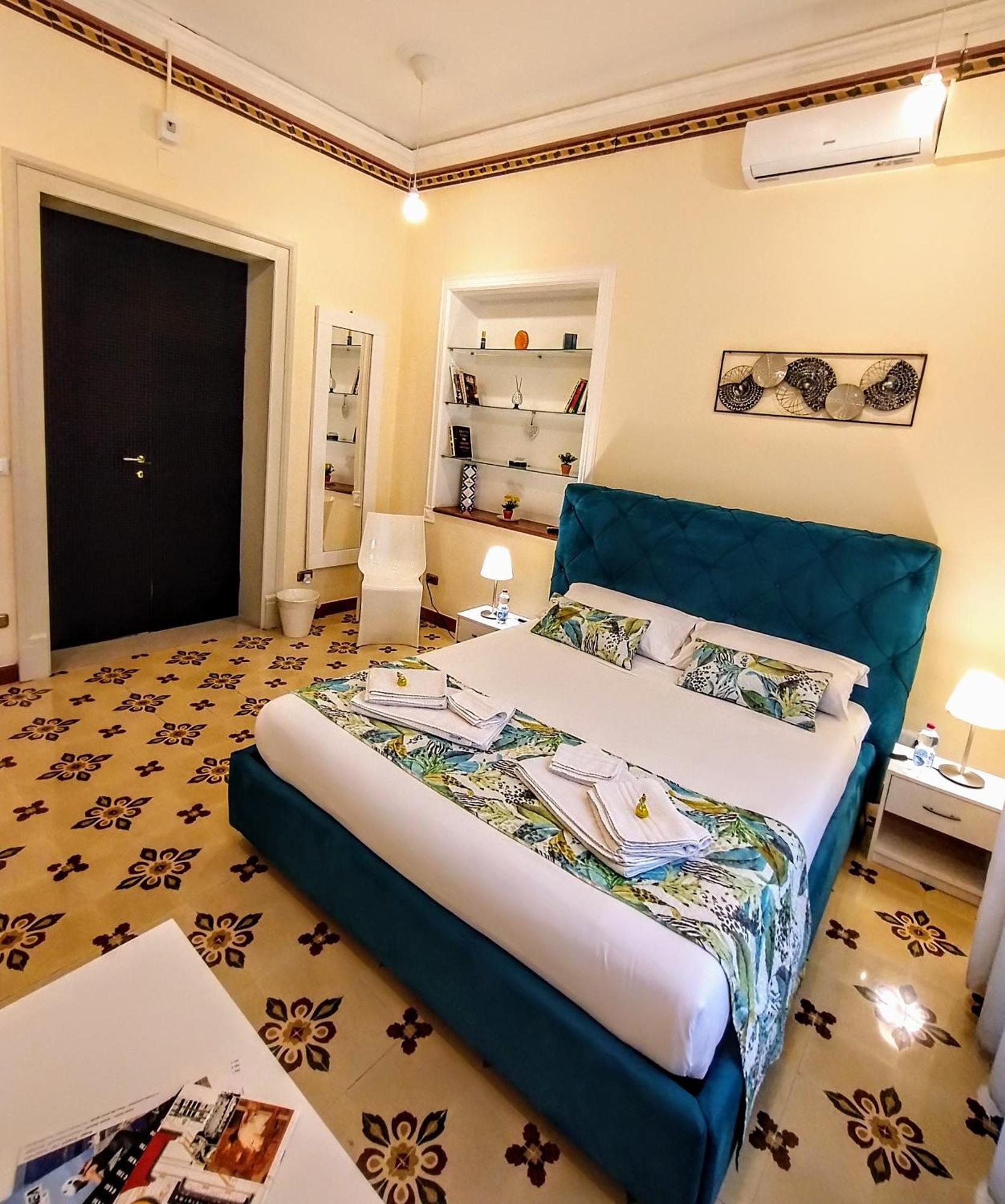 Suleima B&B Messina Centro Zewnętrze zdjęcie