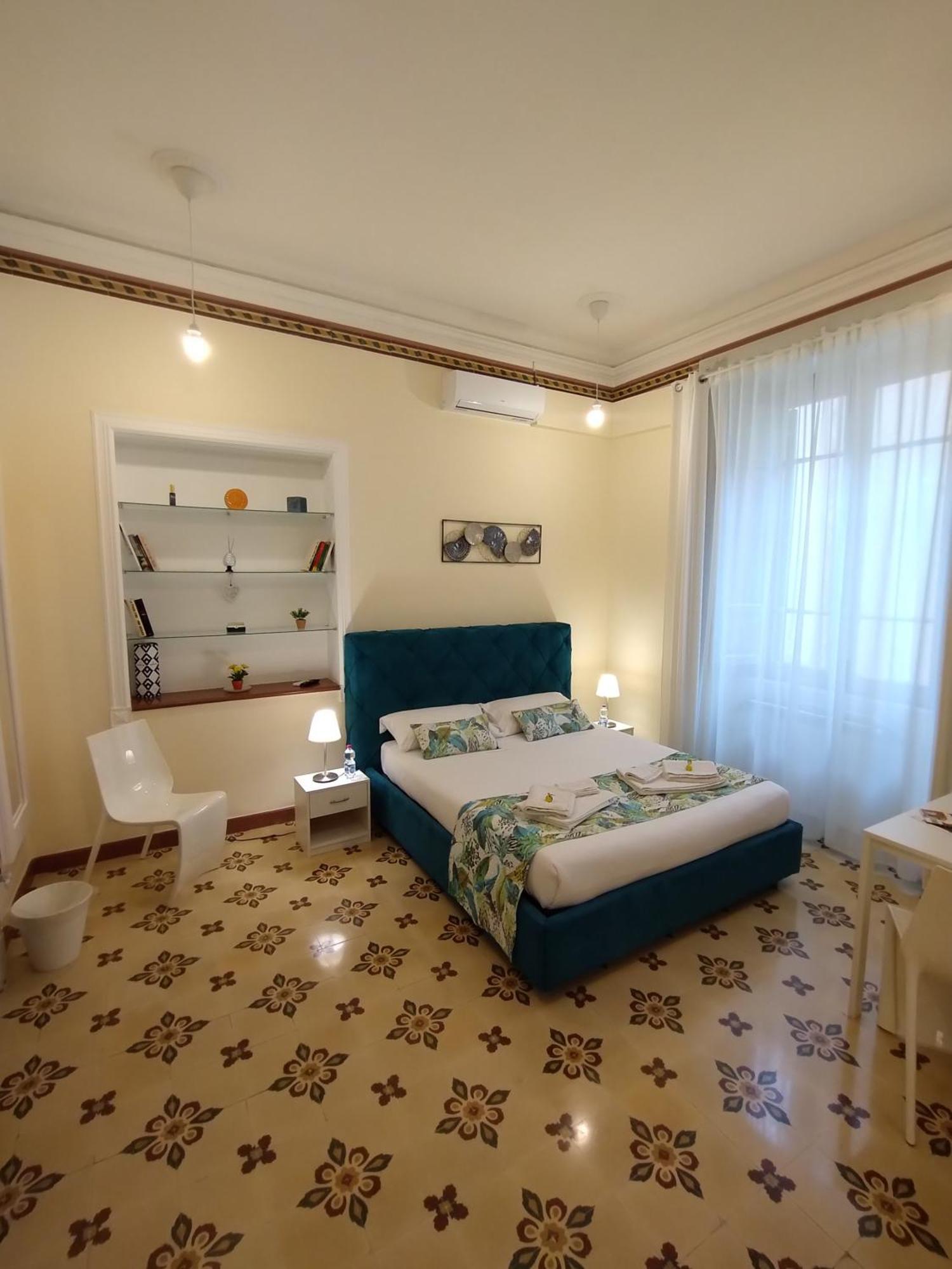 Suleima B&B Messina Centro Zewnętrze zdjęcie