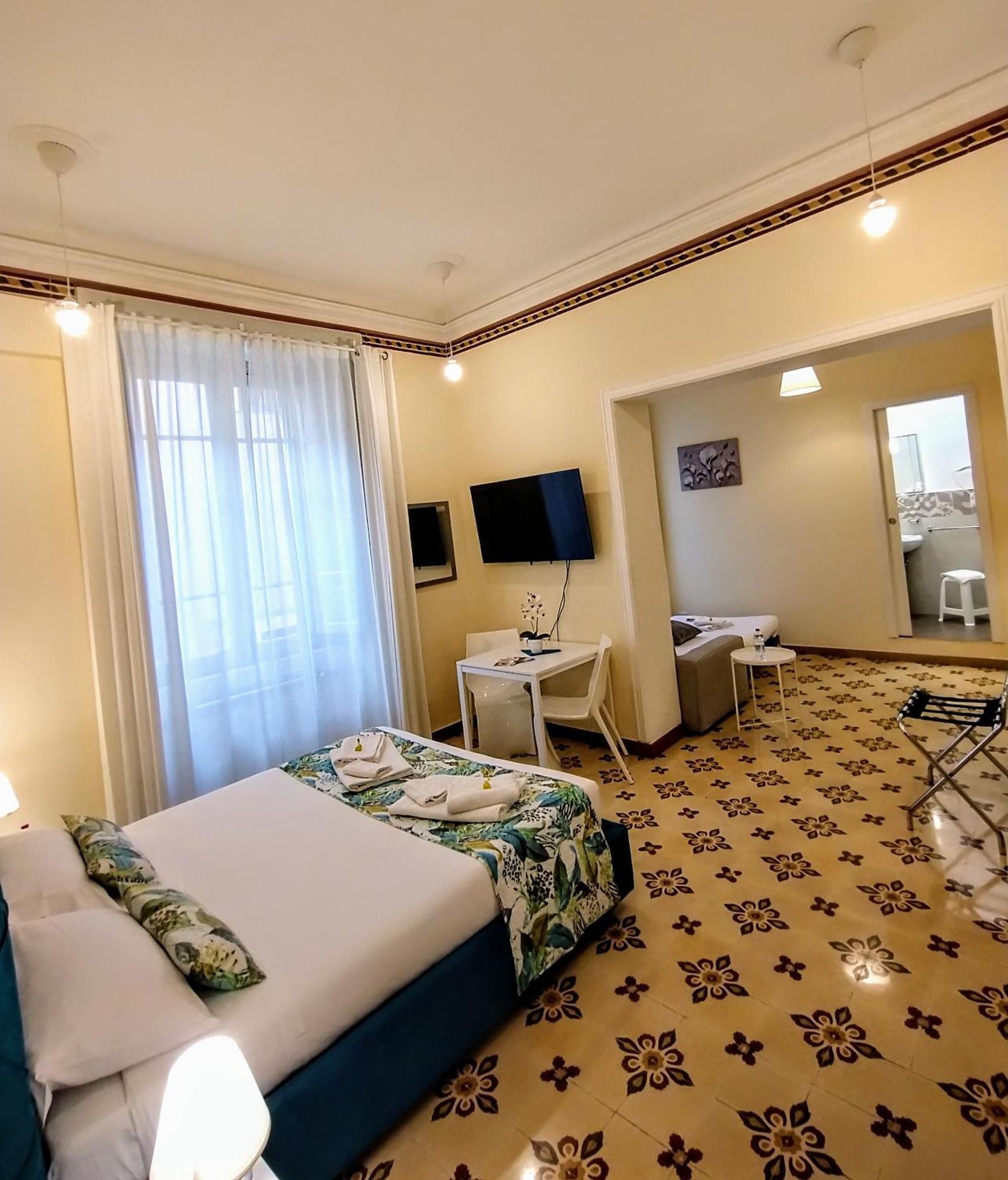 Suleima B&B Messina Centro Zewnętrze zdjęcie