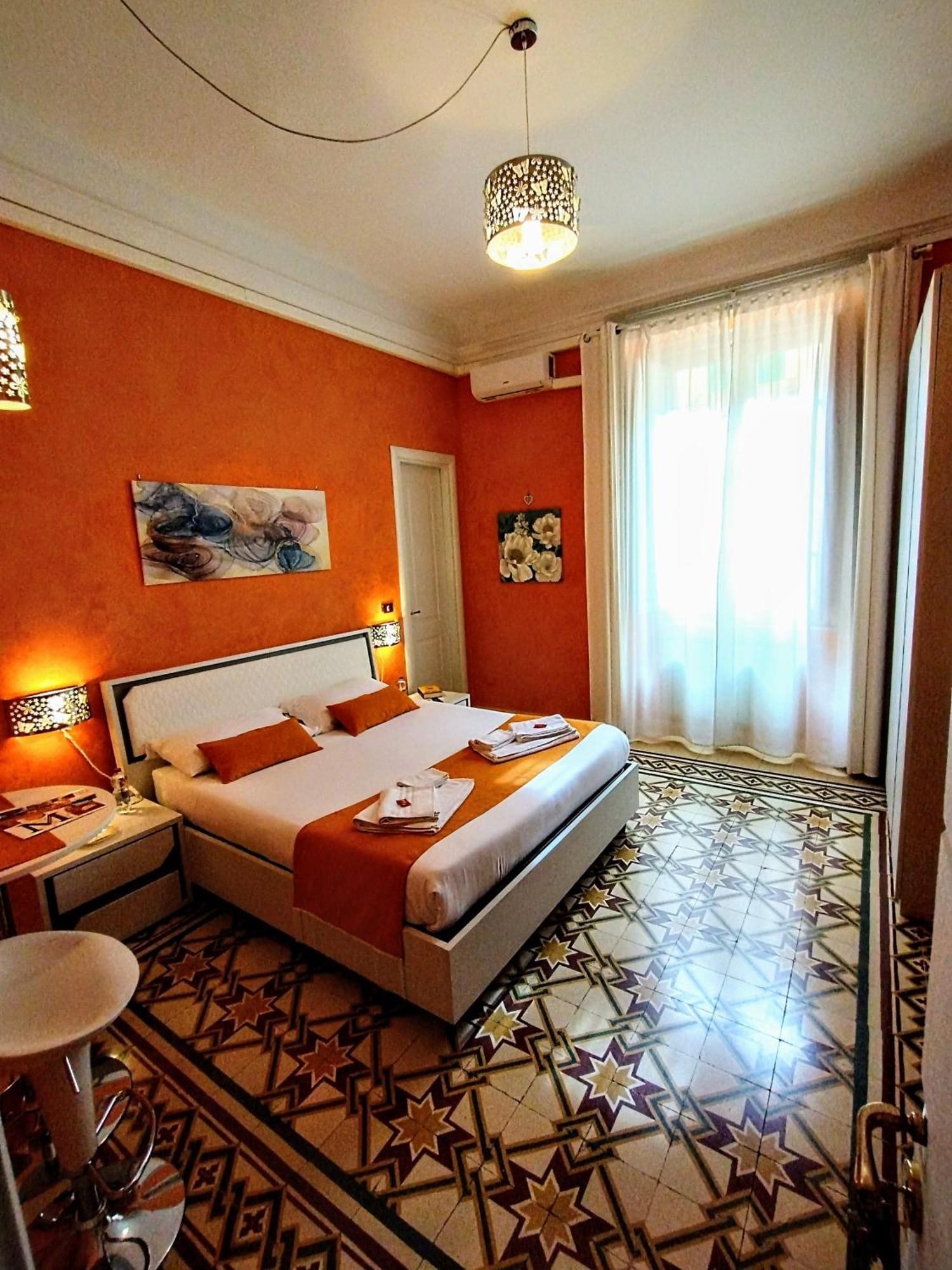 Suleima B&B Messina Centro Zewnętrze zdjęcie