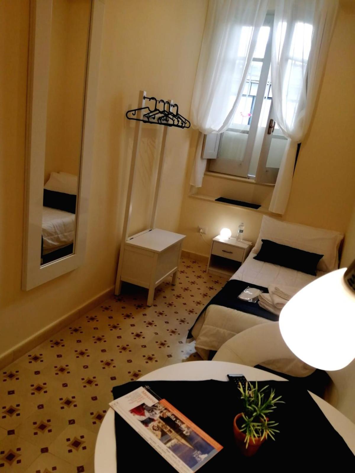 Suleima B&B Messina Centro Pokój zdjęcie